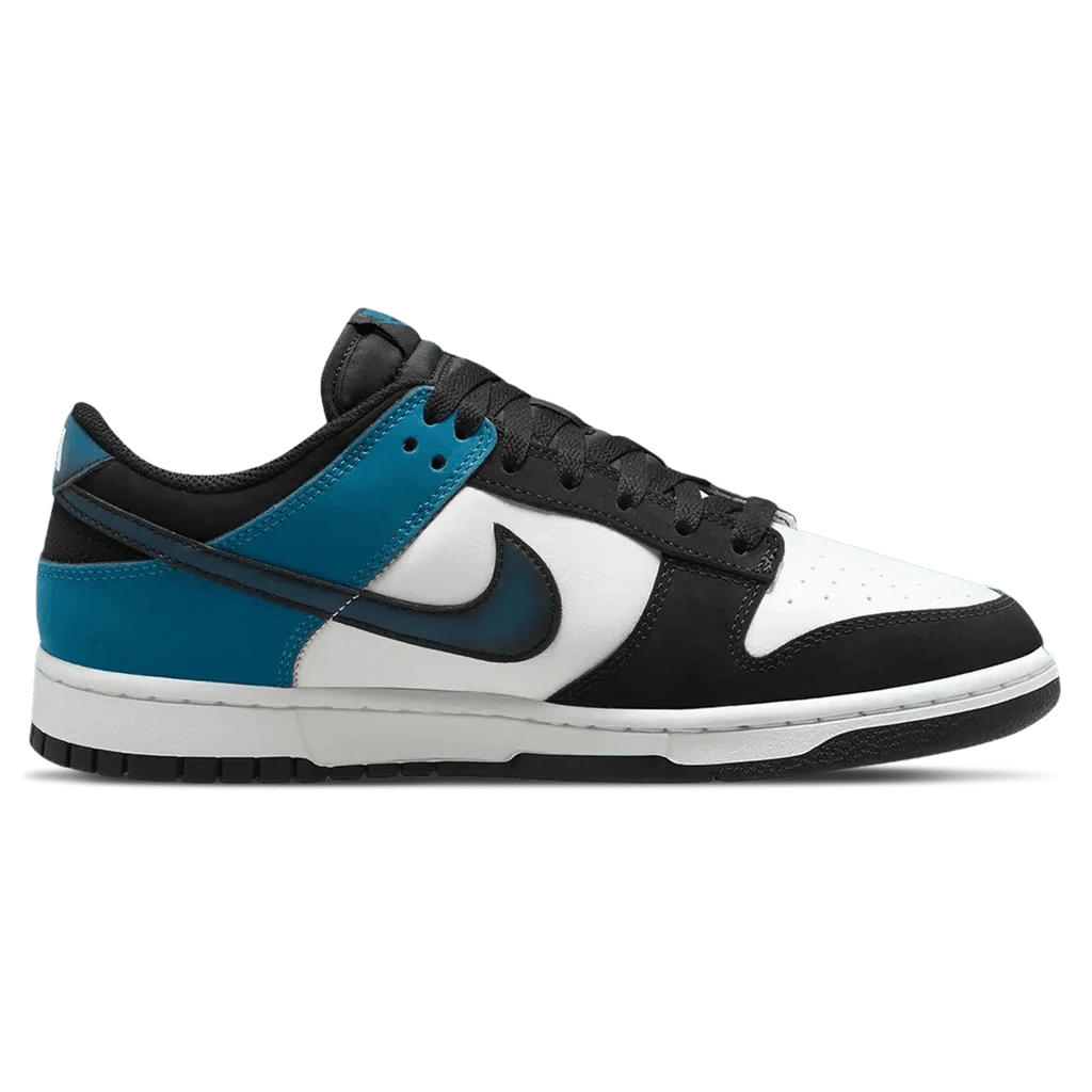 Black blue and white 2024 nikes