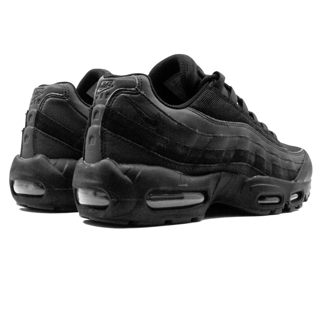 靴 NIKE AIR MAX 95 Essential 27.0 Nike Air Max 95 Essential 'Triple Black' – What's Your Size UK