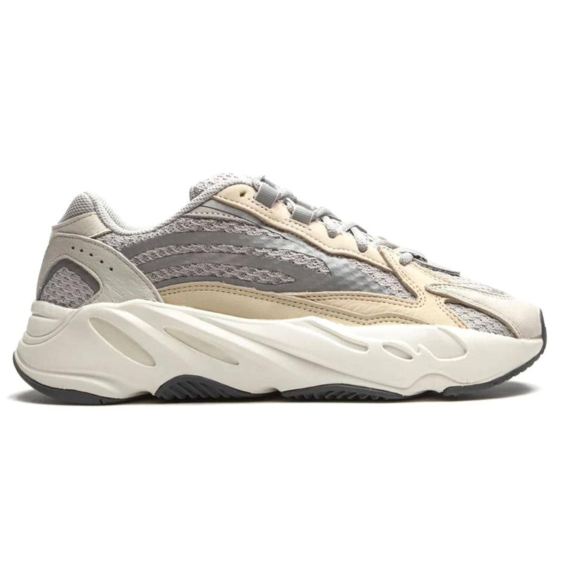 Yeezy Boost 700 ‘Cream White’ - OUTLET