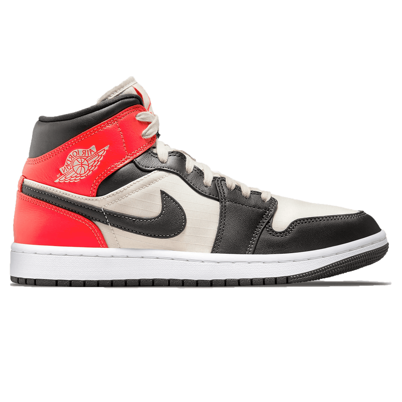 Air Jordan 1 Mid SE WMNS 'Newsprint'