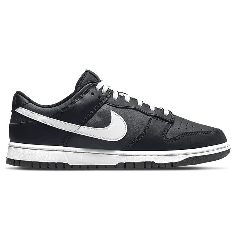 Nike Dunk Low ‘Black Panda’