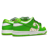 Supreme X Nike Dunk Low OG SB QS 'Mean Green'