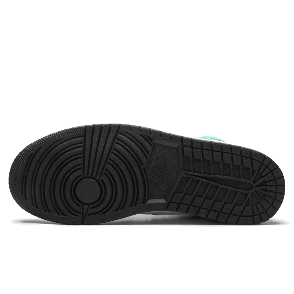 jordan 1 mid tropical twist outfit